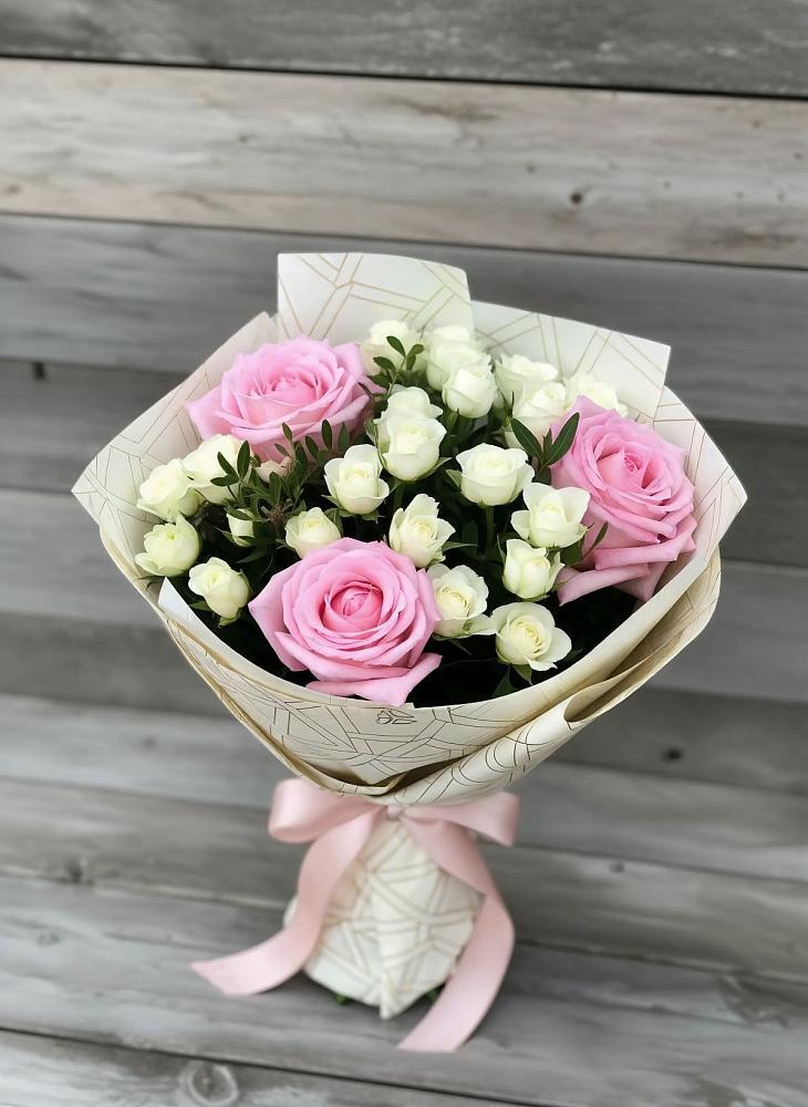 Букет цветов из: Розы в Горькой Балке