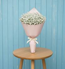 Букет цветов из:  Гипсофила в Горькой Балке