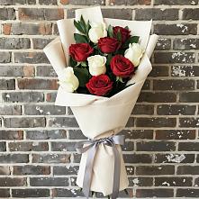 Букет цветов из:  Розы в Горькой Балке