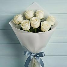 Букет 7 Белых роз Эдлесс Лав в Горькой Балке