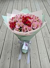 Букет цветов из:  Альстромерии #REPLACE_PRED# Горькой Балке