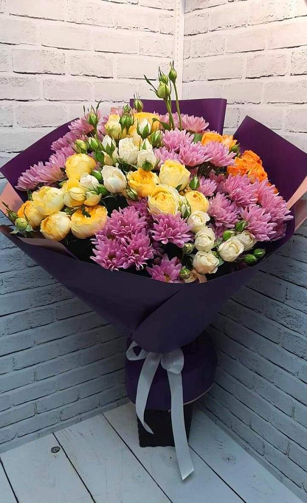 Букет цветов из: Хризантемы и Розы в Горькой Балке