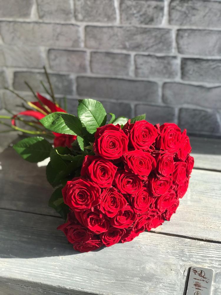 Букет Красные розы Фридом в Горькой Балке