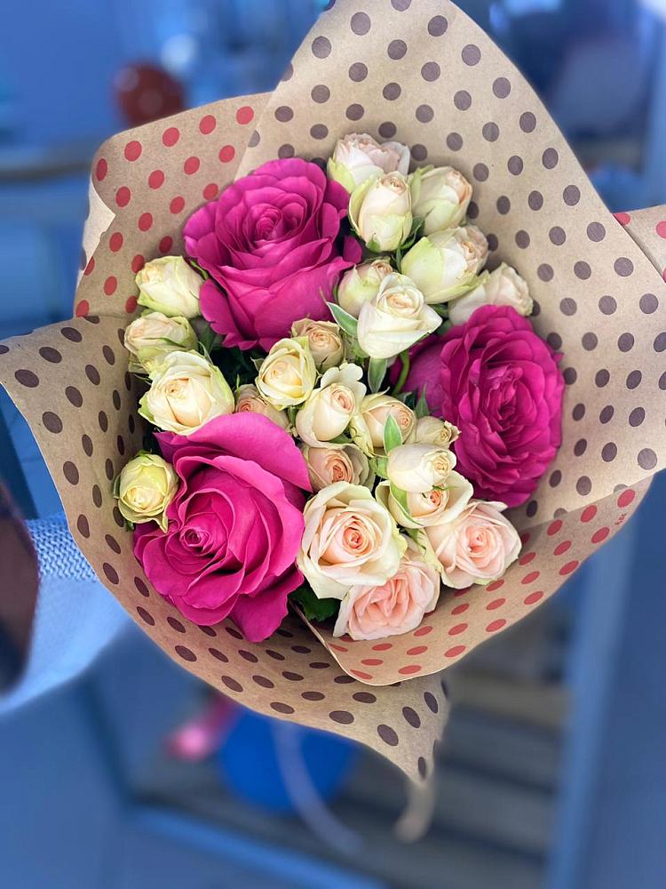 Букет цветов из: Розы в Горькой Балке