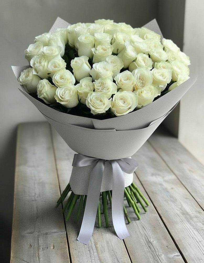Букет 35 Белых роз в Горькой Балке