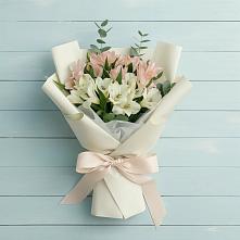 Букет цветов из:  Альстромерии в Горькой Балке