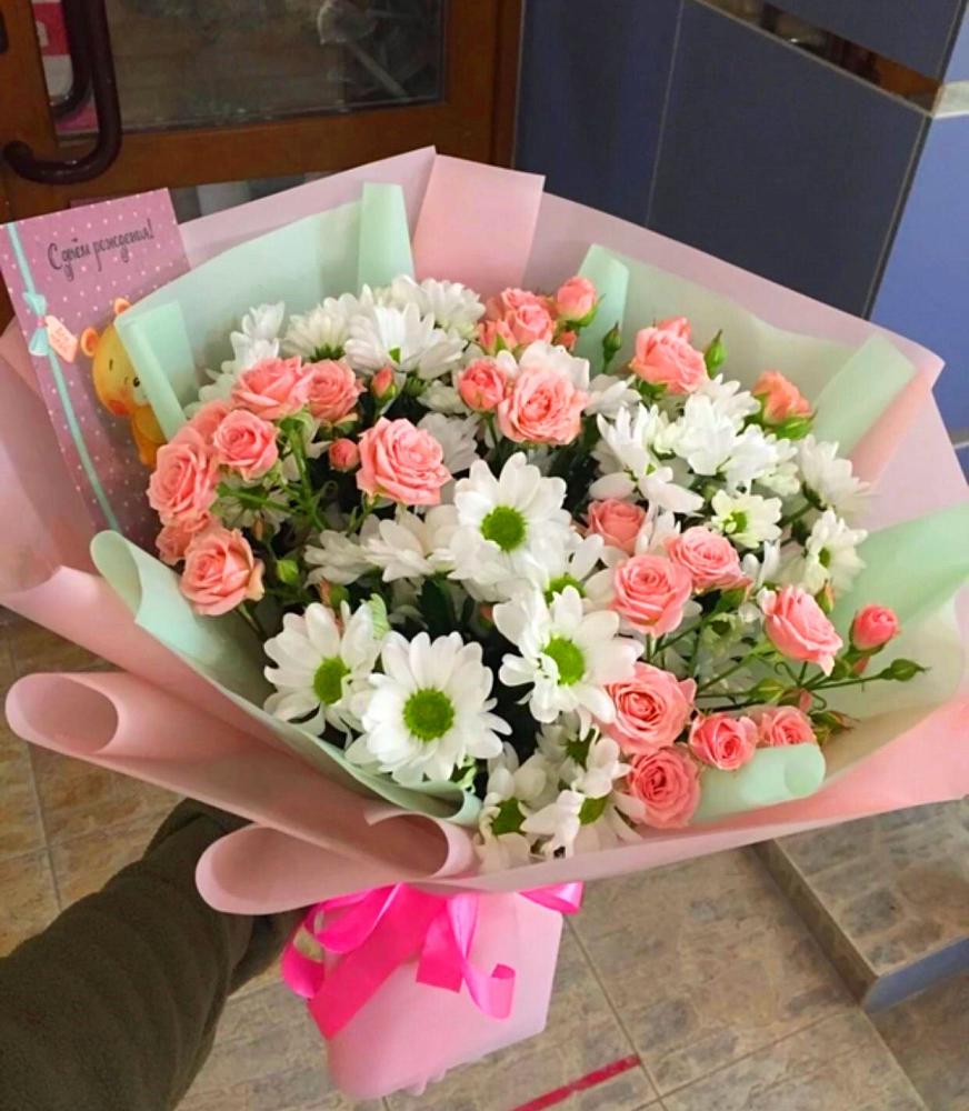 Букет цветов из: Розы и Хризантемы в Горькой Балке