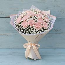 Букет цветов из:  Гвоздики в Горькой Балке