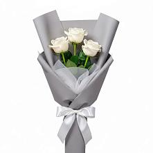 Букет 3 белые розы в Горькой Балке