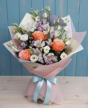 Букет цветов из:  Лизиантусы, Розы, Альстромерии и Гипсофила в Горькой Балке