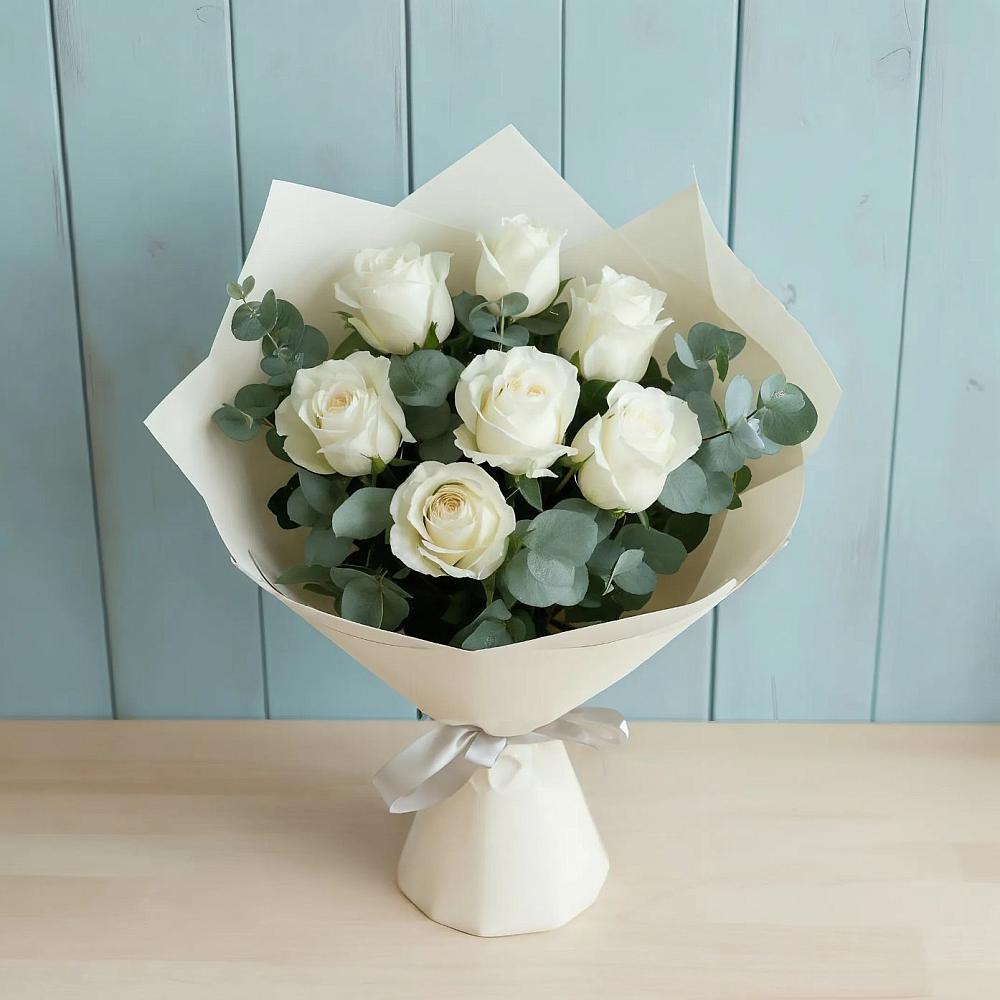 Букет Белые розы в Эвкалипте в Горькой Балке