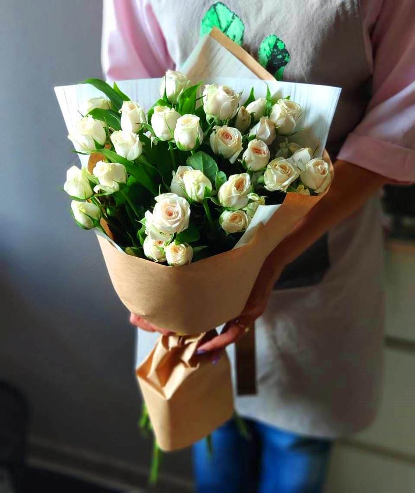 Букет цветов из: Розы в Горькой Балке