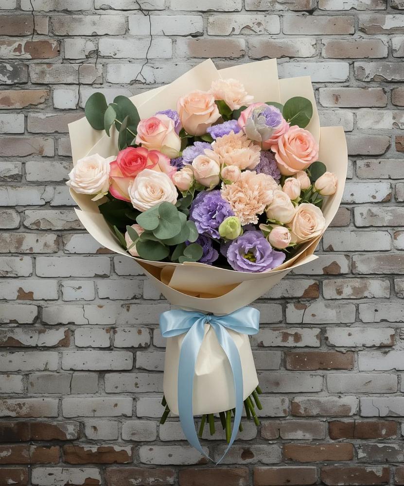 Букет цветов из: Розы, Лизиантусы и Гвоздики в Горькой Балке