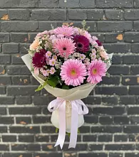 Букет цветов из:  Герберы и Хризантемы в Горькой Балке