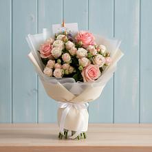 Букет цветов из:  Розы в Горькой Балке